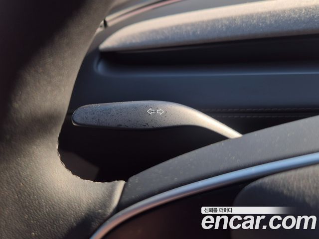 Tesla Model Y 2026 — photo 14