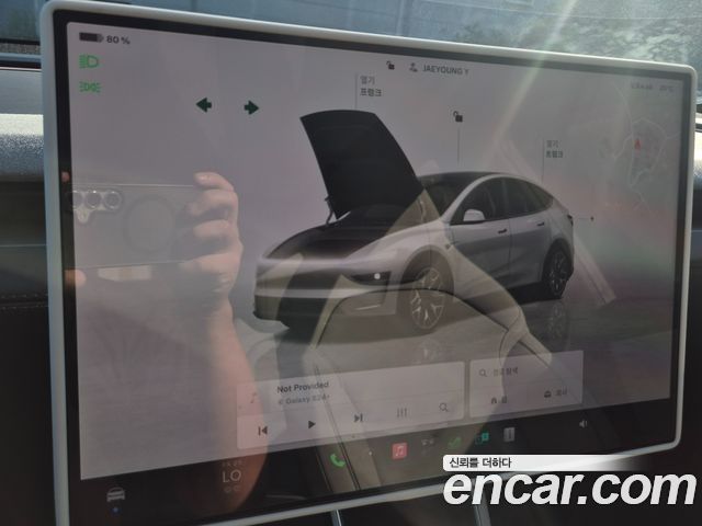 Tesla Model Y 2026 — photo 15