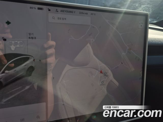 Tesla Model Y 2026 — photo 16