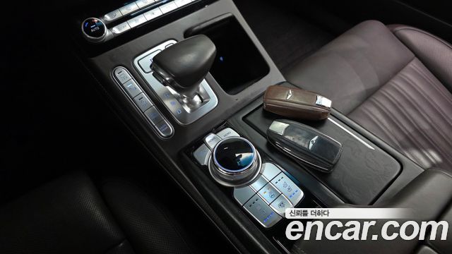 Genesis G90 2020 — photo 9