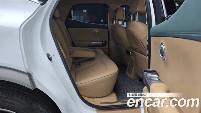 Genesis GV60 2022 — photo 18