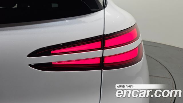 Genesis GV60 2022 — photo 9