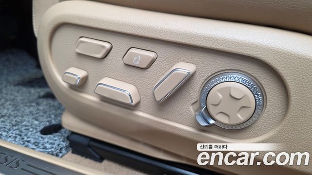 Genesis GV60 2022 — photo 32