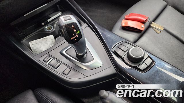 BMW 1-Series 2015 — photo 9