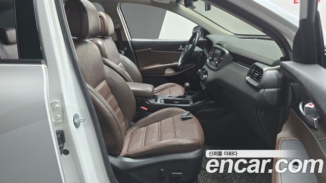 Kia Sorento 2015 — photo 11