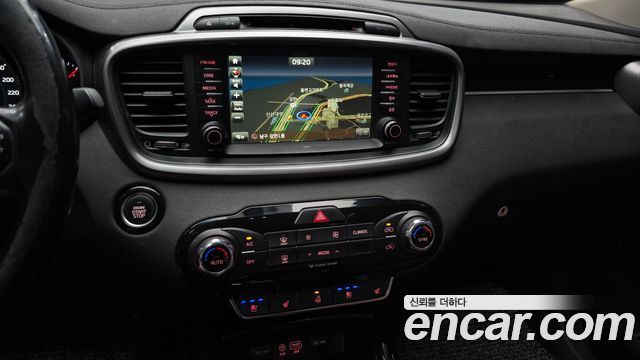 Kia Sorento 2015 — photo 14