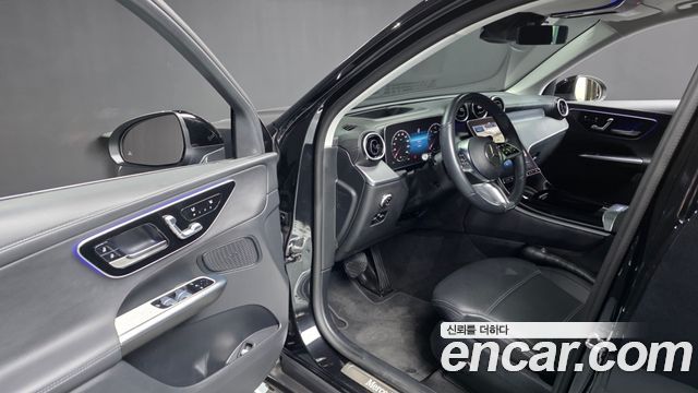 Mercedes-Benz GLC-Class 2024 — photo 13