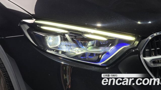 Mercedes-Benz GLC-Class 2024 — photo 8