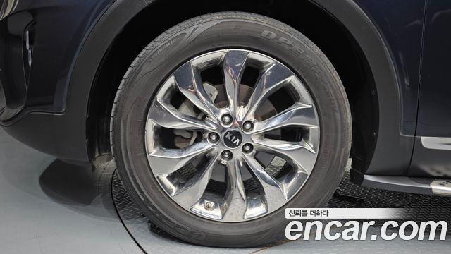Kia Sorento 2018 — photo 5