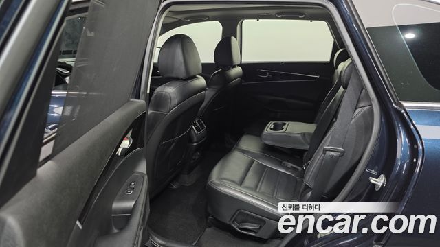 Kia Sorento 2018 — photo 12