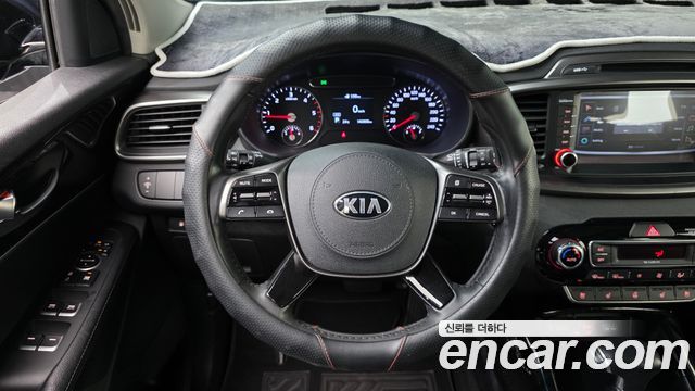 Kia Sorento 2018 — photo 14