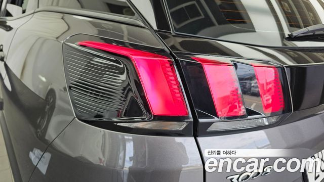 Peugeot 3008 2020 — photo 9