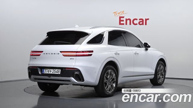 Genesis GV70 2021 — photo 2