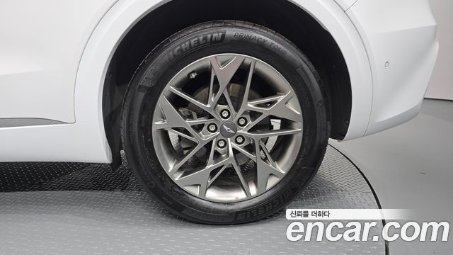 Genesis GV70 2021 — photo 7