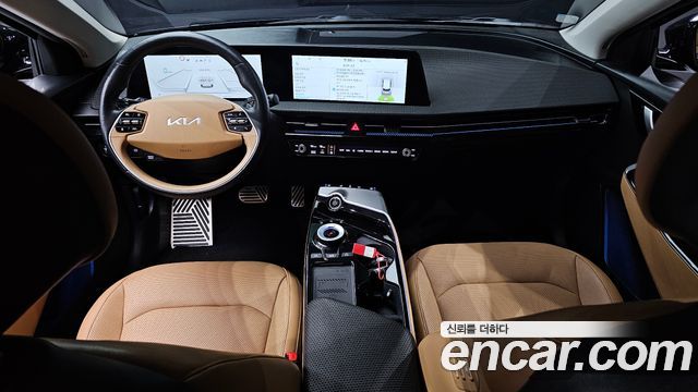 Kia EV6 2023 — photo 10