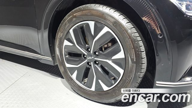 Kia EV6 2023 — photo 7