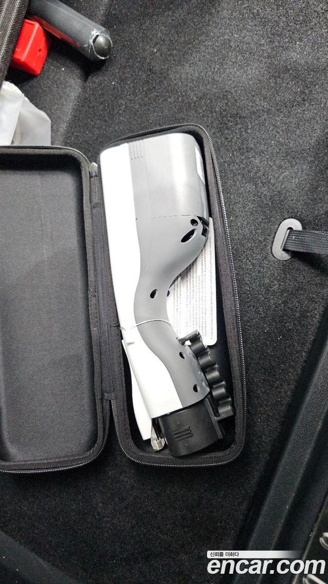 Kia EV6 2023 — photo 38