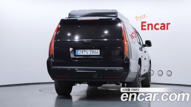 Cadillac Escalade 2018 — photo 4