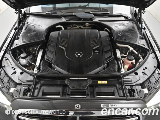 Mercedes-Benz S-Class 2021 — photo 6