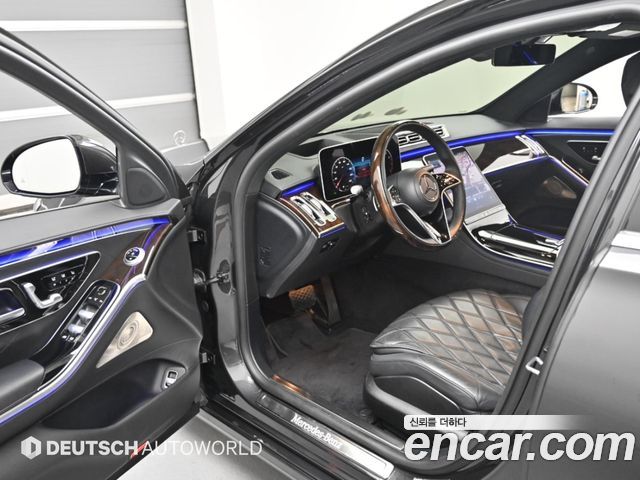 Mercedes-Benz S-Class 2021 — photo 11
