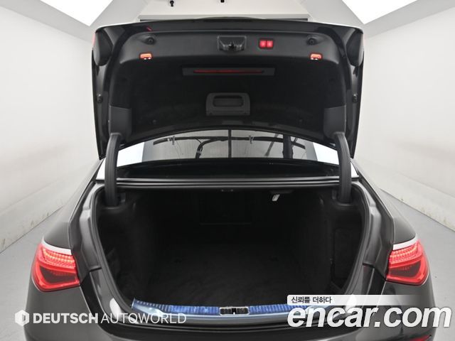 Mercedes-Benz S-Class 2021 — photo 19