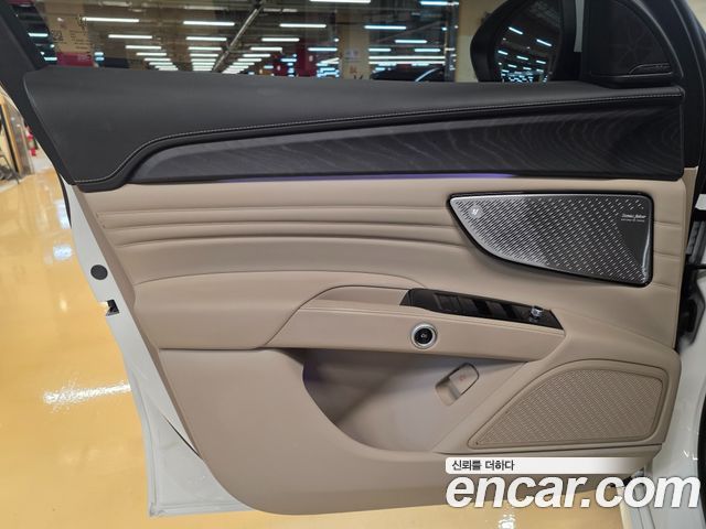 Maserati Grecale 2023 — photo 5