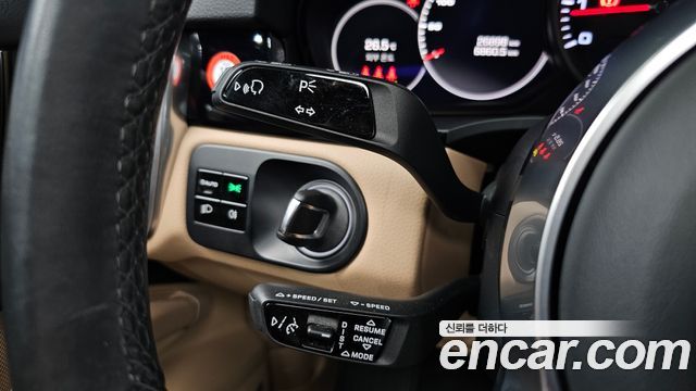 Porsche Cayenne 2021 — photo 23