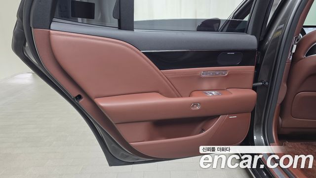 Genesis G90 2025 — photo 15