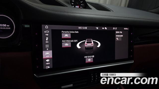 Porsche Cayenne 2021 — photo 22