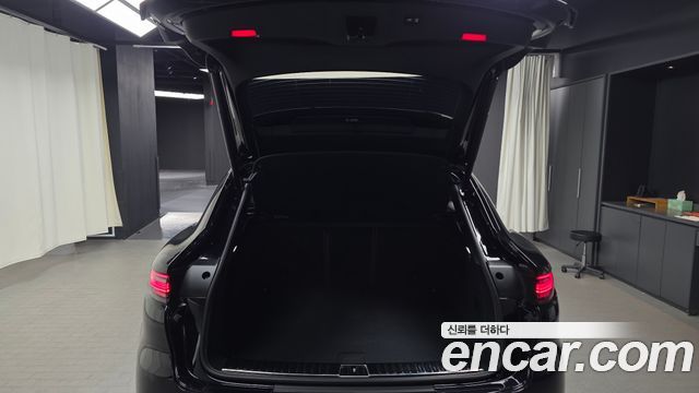 Porsche Cayenne 2021 — photo 26