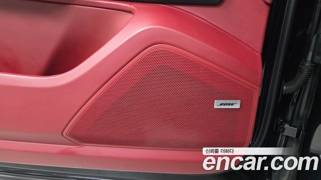 Porsche Cayenne 2021 — photo 29