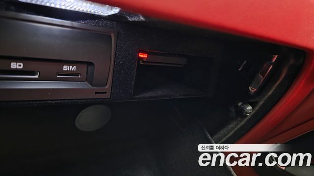 Porsche Cayenne 2021 — photo 31