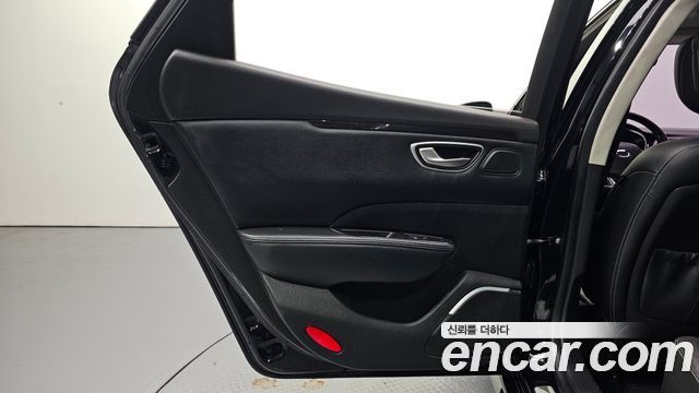 Renault Korea SM6 2016 — photo 15