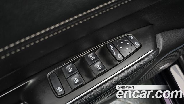 Renault Korea SM6 2016 — photo 29