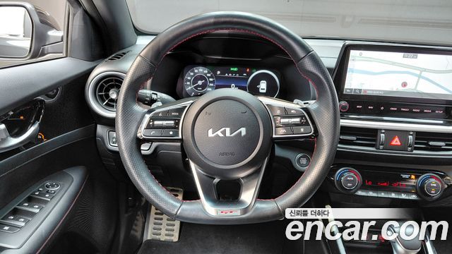 Kia K3 2022 — photo 19