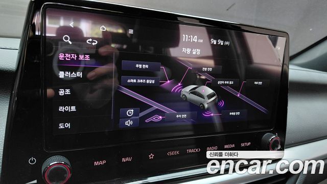 Kia K3 2022 — photo 23