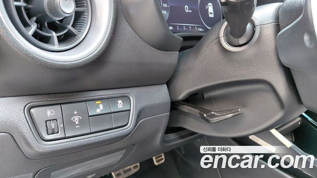 Kia K3 2022 — photo 24