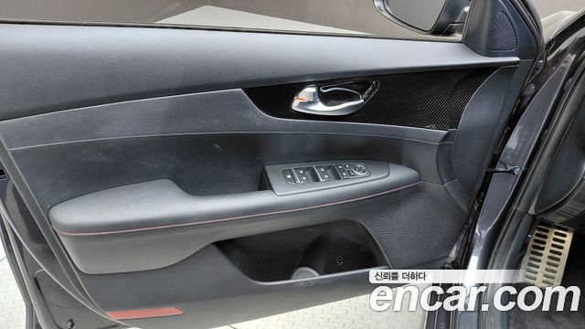 Kia K3 2022 — photo 14