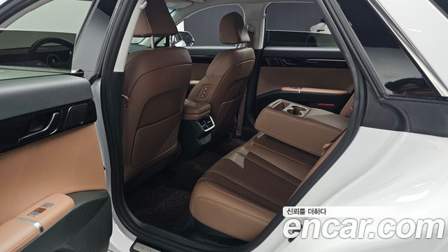 Hyundai Grandeur 2023 — photo 18