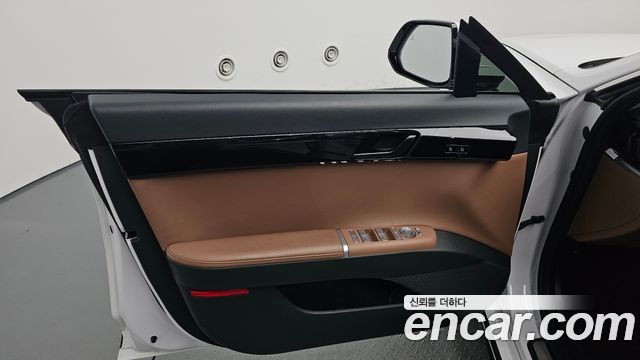 Hyundai Grandeur 2023 — photo 14