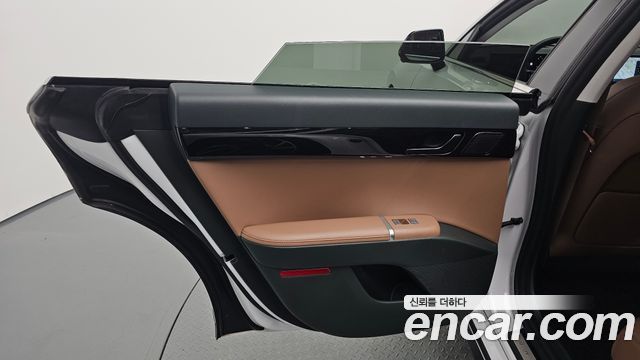 Hyundai Grandeur 2023 — photo 15