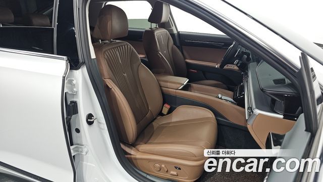 Hyundai Grandeur 2023 — photo 16