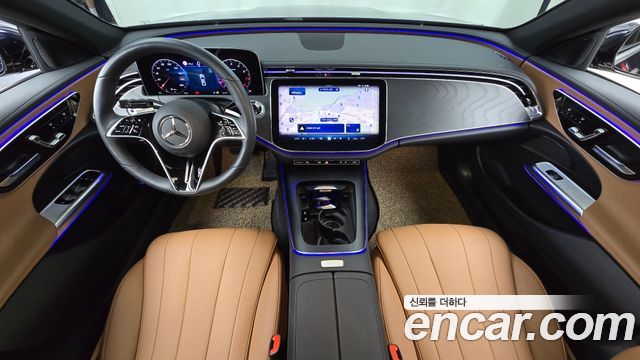 Mercedes-Benz E-Class 2024 — photo 10