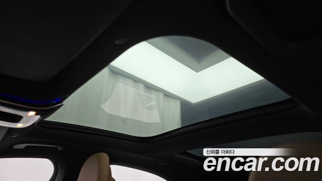 Mercedes-Benz E-Class 2024 — photo 22