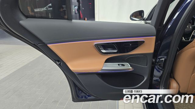 Mercedes-Benz E-Class 2024 — photo 15