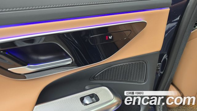 Mercedes-Benz E-Class 2024 — photo 29