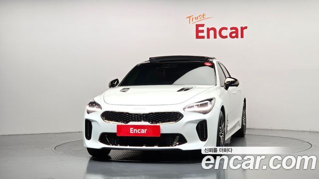 Kia Stinger 2023 — photo 3