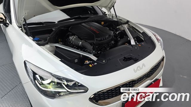 Kia Stinger 2023 — photo 6