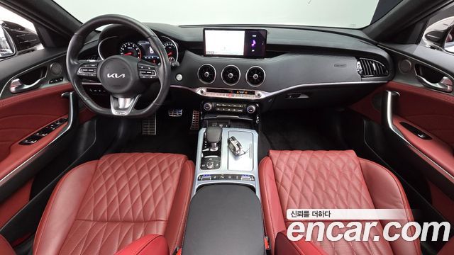 Kia Stinger 2023 — photo 7
