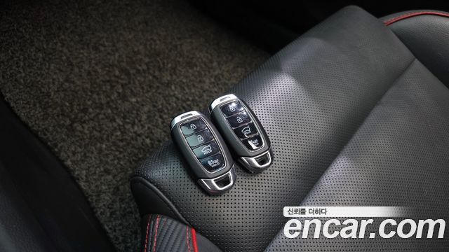 Hyundai i30 2020 — photo 24